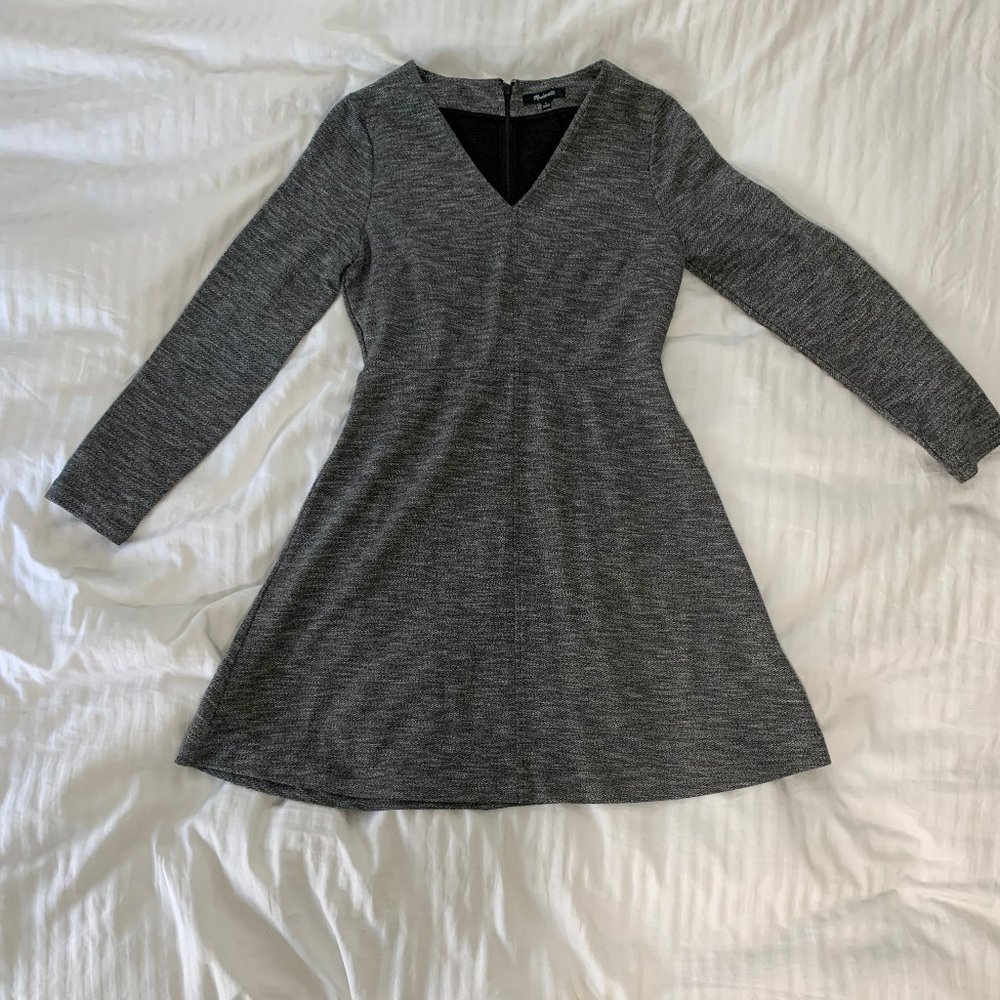 Madewell Bridgewalk V-Neck Skater Dress - 8